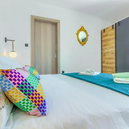 Apartamento Uma - Design With Big Terrace Kaštela