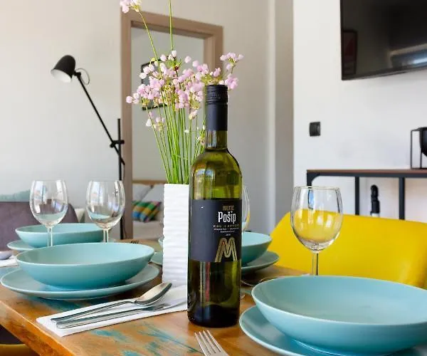Appartement Uma - Design With Big Terrace *