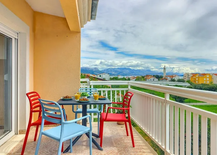 Appartement Uma - Design With Big Terrace *